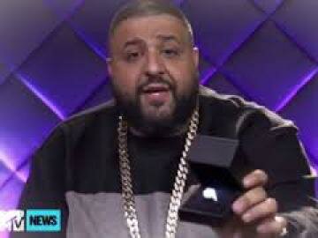 VIDEO: DJ Khaled Proposes to Nicki Minaj With $500,000 Ring VIDEO: DJ Khaled Proposes to Nicki Minaj With $500,000 Ring