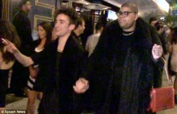 NBA Star Magic Johnson's Pride as Gay Son Steps Out Hand-in-Hand with Boyfriend NBA Star Magic Johnson's Pride as Gay Son Steps Out Hand-in-Hand with Boyfriend