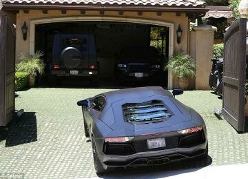 Kanye West's $750,000 Lamborghini Is Crushed as It's Trapped by Girlfriend's Electric Gates Kanye West's $750,000 Lamborghini Is Crushed as It's Trapped by Girlfriend's Electric Gates